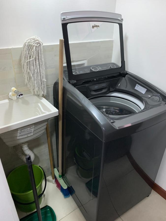 Apartamento Cerca Del Cc Titan Plaza Bogotá Extérieur photo